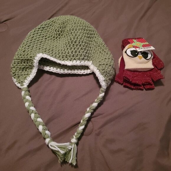 Bundle of hoodie and Gloves - Picture 2 of 7